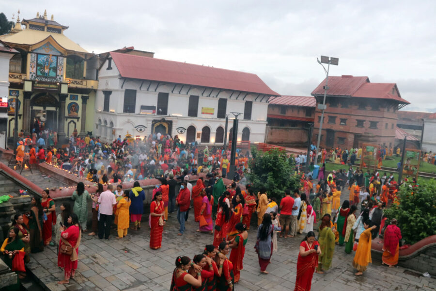 आज साउनको पहिलो सोमबार, शिवालयमा श्रद्धालुको भीड